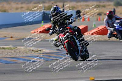 media/Dec-10-2023-SoCal Trackdays (Sun) [[0ce70f5433]]/Turn 2 (10am)/